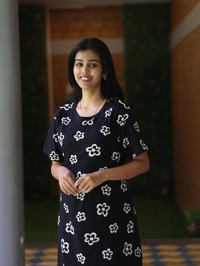 NB Printed Black Daisy Maternity Maxi